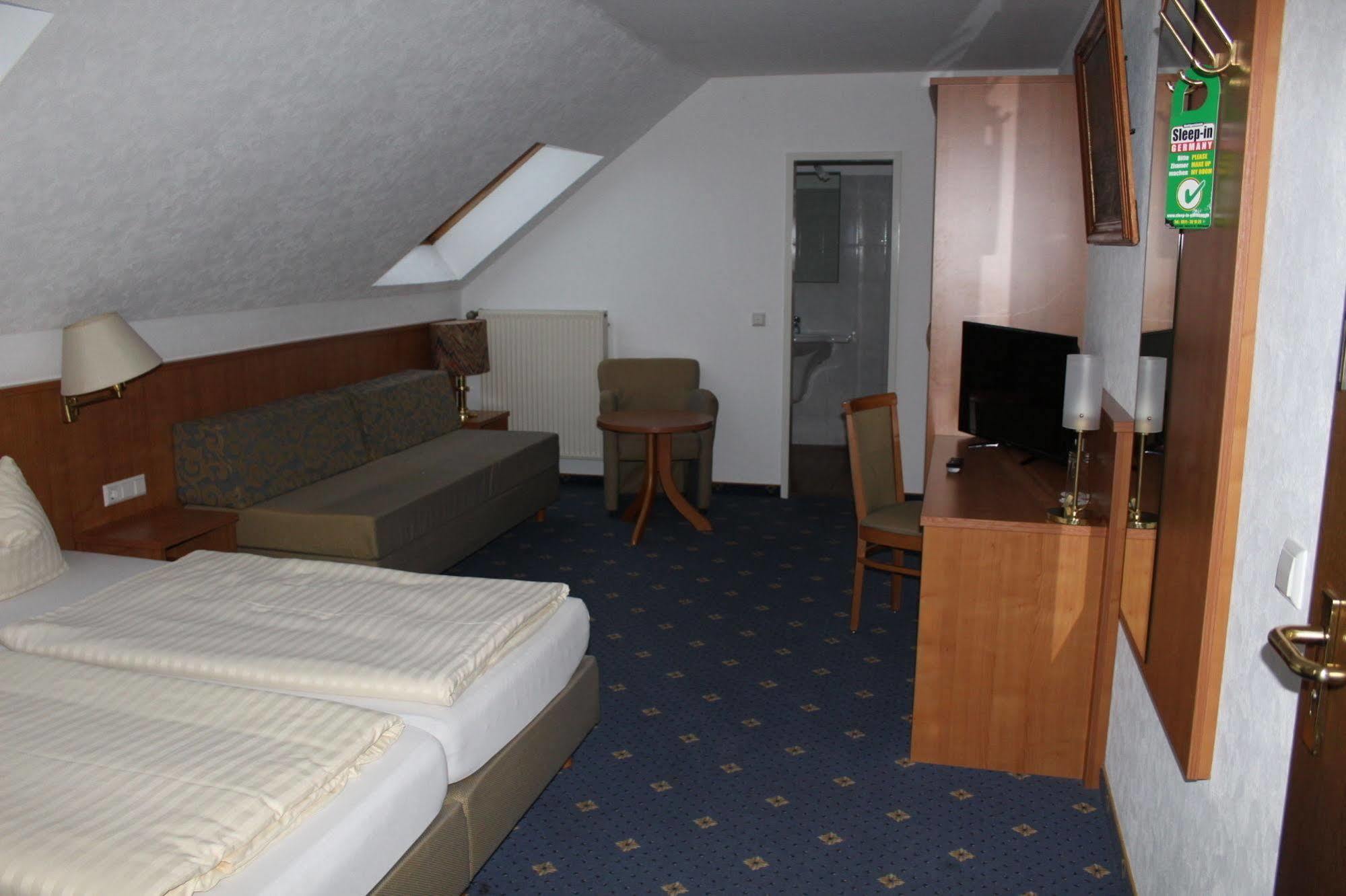 Hotel Kaiserhof Лерте Экстерьер фото